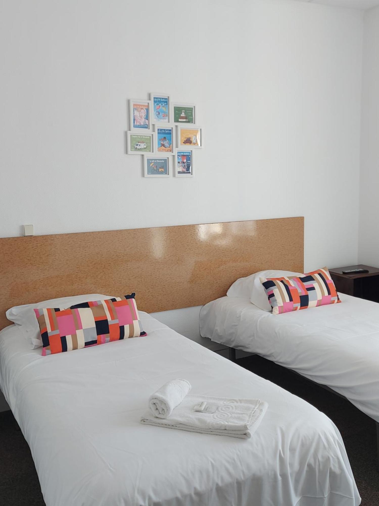 Hotel de Normandie Saint-Aubin-Sur-Mer  Habitación foto